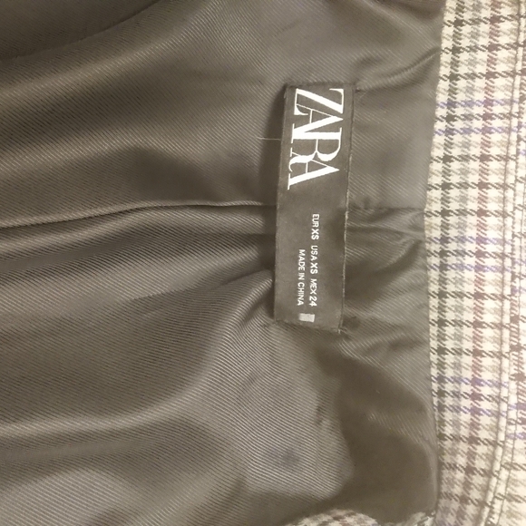 ✨HP✨Zara Chequered Blazer - Picture 12 of 12